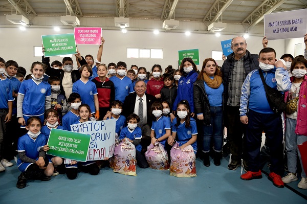 Akay “Ücretsiz kurslarımızda öncelik sağlık”