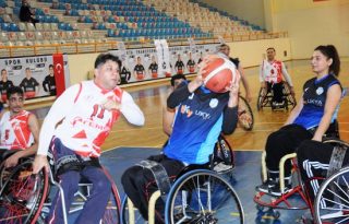 Düziçi Engellileri de farklı yenip liderliğini sürdürdü