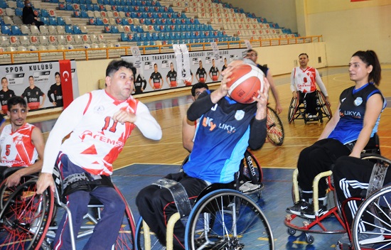 Düziçi Engellileri de farklı yenip liderliğini sürdürdü