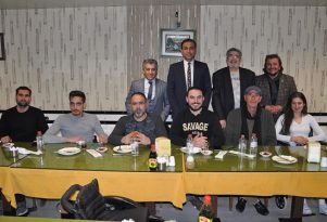 Başarılı Basketbolculara Yüreğir’den yemek