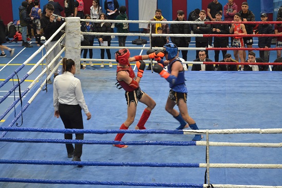 Yüreğir’de Nefes Kesen Muay Thai Mücadelesi