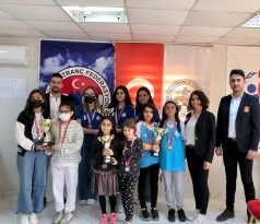 Seyhan Belediyespor Kulübü satrançta Adana  birincisi oldu