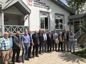 Hentbol duayenlerinden TSYD’ye kutlama