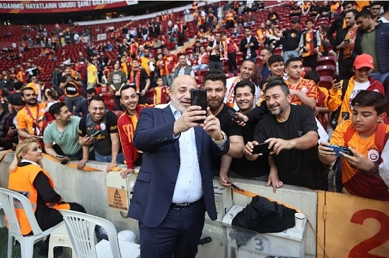 Başkan Murat Sancak’a Sevgi