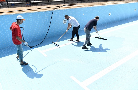 Çukurova’da Havuzlar Parlıyor Şenleniyor