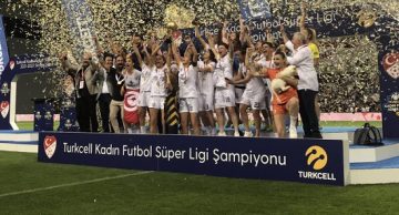 Kadın Futbolunun Kraliçesi Şampiyon ALG Spor