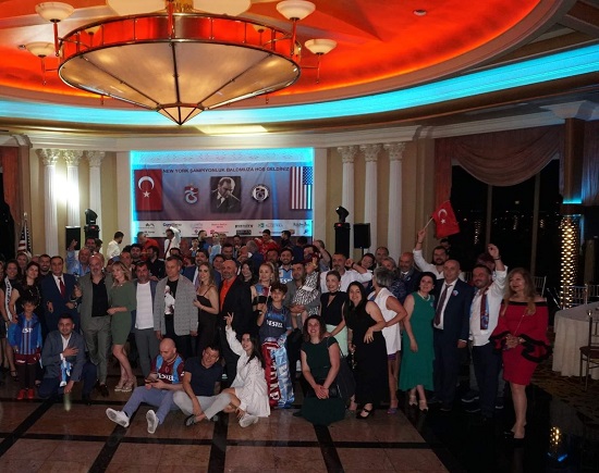 Karyaldız, şampiyonluk coşkusuna ortak oldu