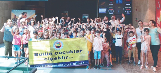 Adana Fenerbahçeliler’den anlamlı hediye