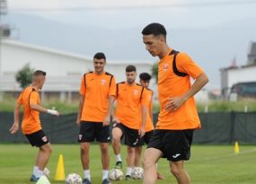 Adanaspor’un Bolu kampı sürüyor