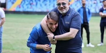 Sancak, Yunus Akgün’e BMW hediye etti!