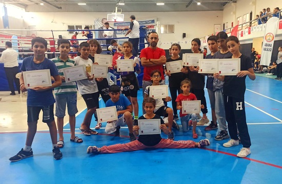 Başarılı Sporcular Belgelerini Aldılar