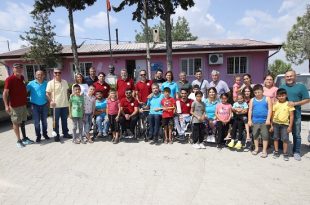Aydınyurdu İlkokulunu Boyadılar