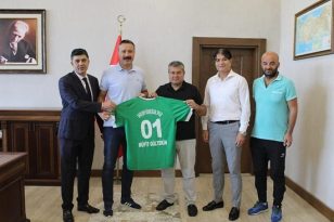 Sarıçam Kürkçüler Spor Kulübü’nden Sarıçam Kaymakamı Müfit Gültekine Hayırlı Olsun Ziyareti