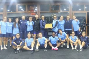 Adan Demirspor Kadın Futbol Kulübü’nde Antalya maçı hazırlıkları Sürüyor