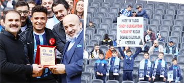 Başkan Sancak’a plaket