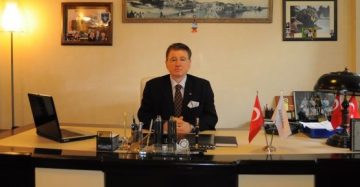 Cahit Sınmaz’dan yeni Yıl Kutlaması