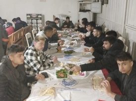 Denizli Mithatpaşaspor’a Alp Kardeşler’den Yemek Jesti