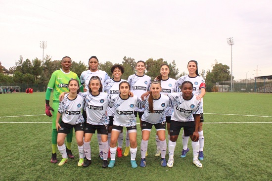 Adana İdmanyurdu sahasında moral buldu