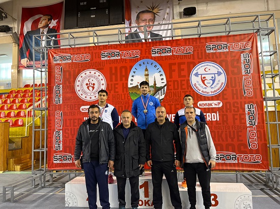 Seyhanlı Halterciler Türkiye Şampiyonasına Damga Vurdu