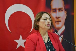 “Yaşasın Adana, yaşasın Cumhuriyet”