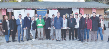 Görme engelliler satranç turnuvası heyecanı dindi