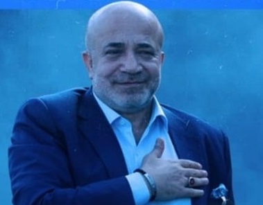 Kim İstifa Et Diyor?