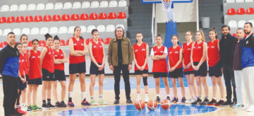 Kadir Özdemir: “Gençlerimizi spora yönlendirmeye devam edeceğiz”