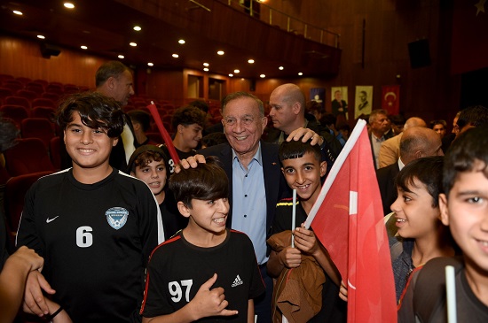 Başkan Akay’dan Karate Sporuna Tam Destek