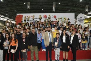 Büyükşehir destekli satranç turnuvası sonuçlandı