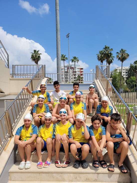 Seyhan Yüzmede Fark Yaratıyor