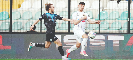 Adana Demirspor Konferans Ligi’ne odaklandı