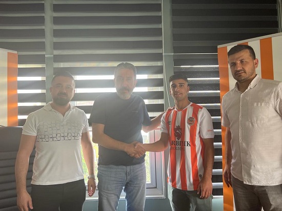 Adana Vefa Spor’dan Ezdin Uçar Adana 1954 FK’da