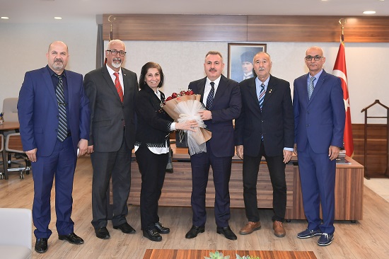 Vali Elban, İzmir’e gitti