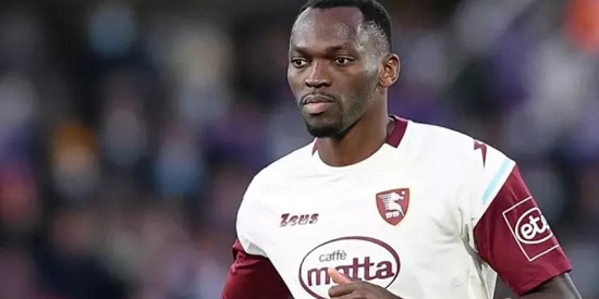 Adana Demirspor, Simy’nin transferi için anlaştı