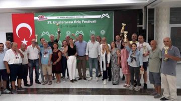 37.Uluslararası Mersin Briç Festivali ödül töreniyle son buldu