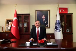 Cumhuriyet Hukukun, Bilimin, Özgürlüğün, Birey Olmanın Yoludur