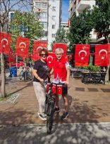 Sağlıkçılardan Cumhuriyet kutlaması