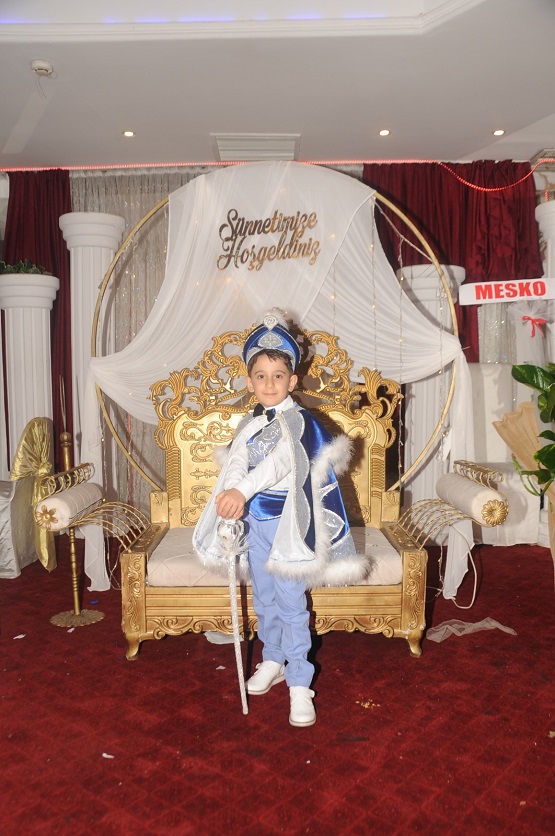 Çınar Ege’ye muhteşem sünnet şöleni