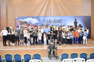 Sarıçam Belediyesi’nden 10 Kasım Atatürk’ü Anma Satranç Turnuvası