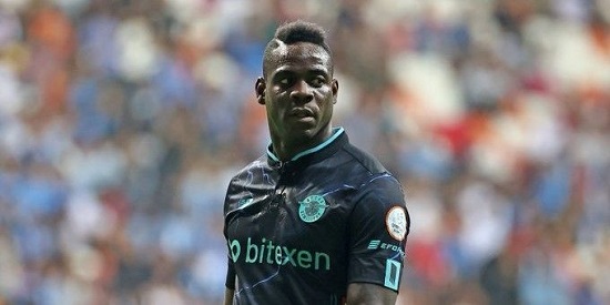 Balotelli İtalya’da Kaza Geçirdi