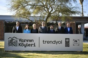 Bölgenin İlk Dijital Merkezi “Yarının Köyleri” Sarıçam’da Açıldı