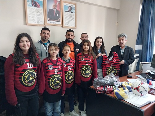 Alkışlar Beyda Özaslan’a