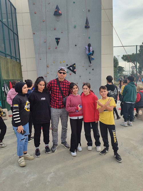 Adana 19 Mayıs Al  Göz Dolduruyor