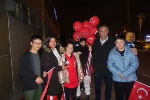 Down sendromlu Adanalı Nilsu ve Selin Naz, dünya şampiyonu oldu