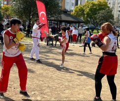 Adanalı gençler sosyal medyadan sosyal meydana akın etti