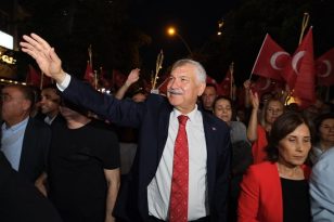 Adana; Mustafa Kemal Atatürk’ün yolunda yürüyor