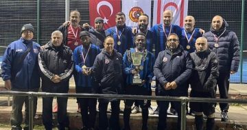Londra Ttff Veteran 45 Yaş Liginde Şampiyon Adana Demirspor