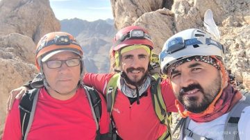 “Cesur” dağcılar zirveden    zirveye tırmanıyor!