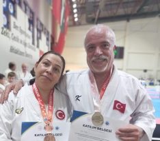 Her Zaman Öğrencin Ve Antrenörün Olmaktan Gurur Duyuyorum