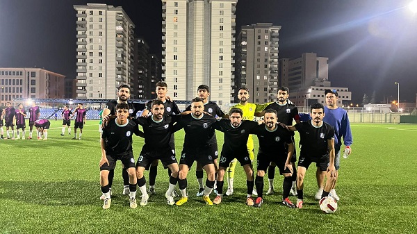 Yüreğir Demirspor “Pür Neşe”